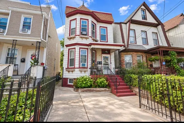 25 GAUTIER AVE, JC, Journal Square, NJ 07306