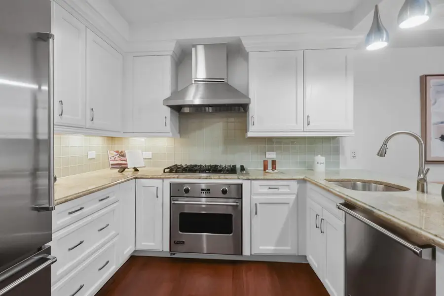 22 OXFORD LANDING, Weehawken, NJ 07086 - #2