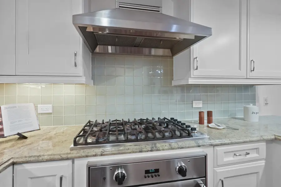 22 OXFORD LANDING, Weehawken, NJ 07086 - #3