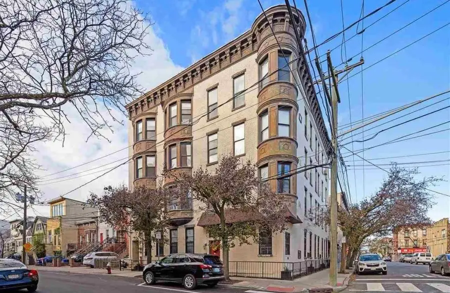193 OGDEN AVE #2E, Jersey City, NJ 07307 - #2
