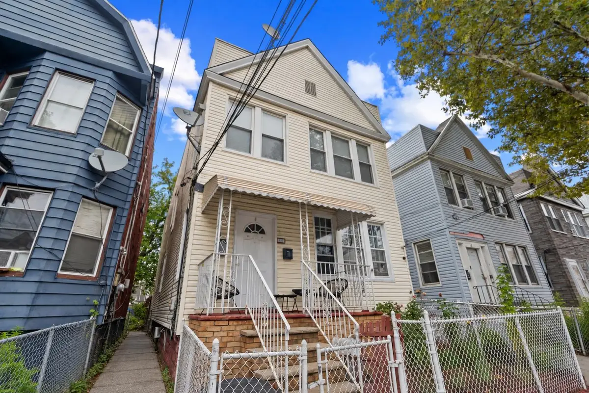 42 NEW ST, Jersey City, NJ 07305 - #1