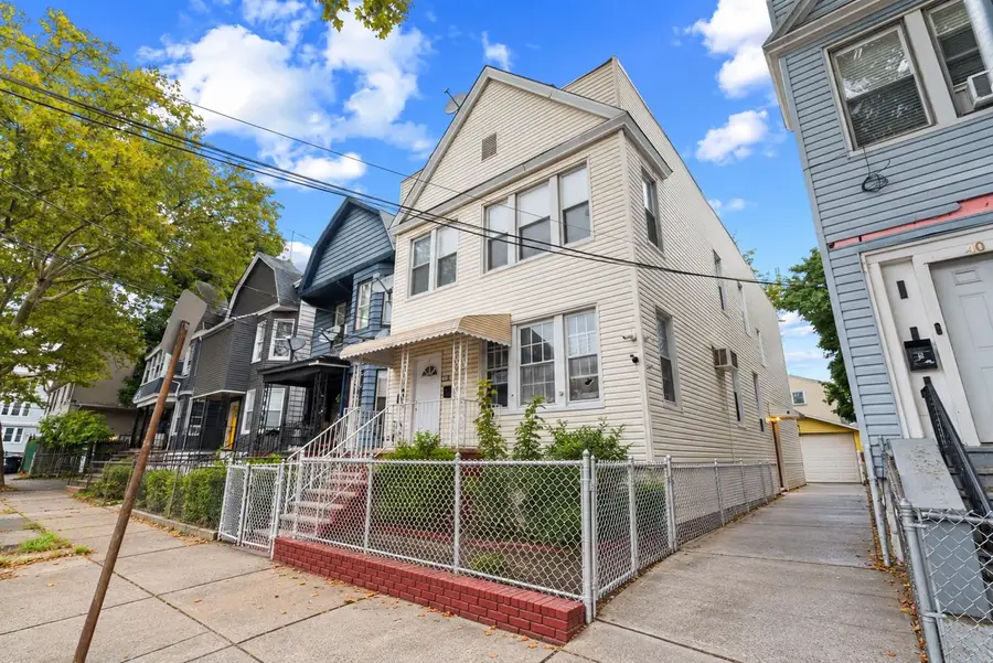 42 NEW ST, Jersey City, NJ 07305 - #2
