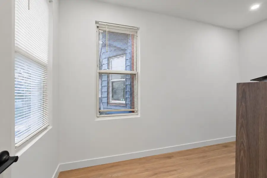 42 NEW ST, Jersey City, NJ 07305 - #3