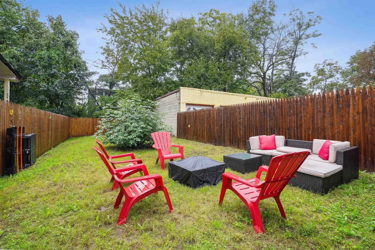 85 PEARSALL AVE, Jersey City, NJ 07305 - #1