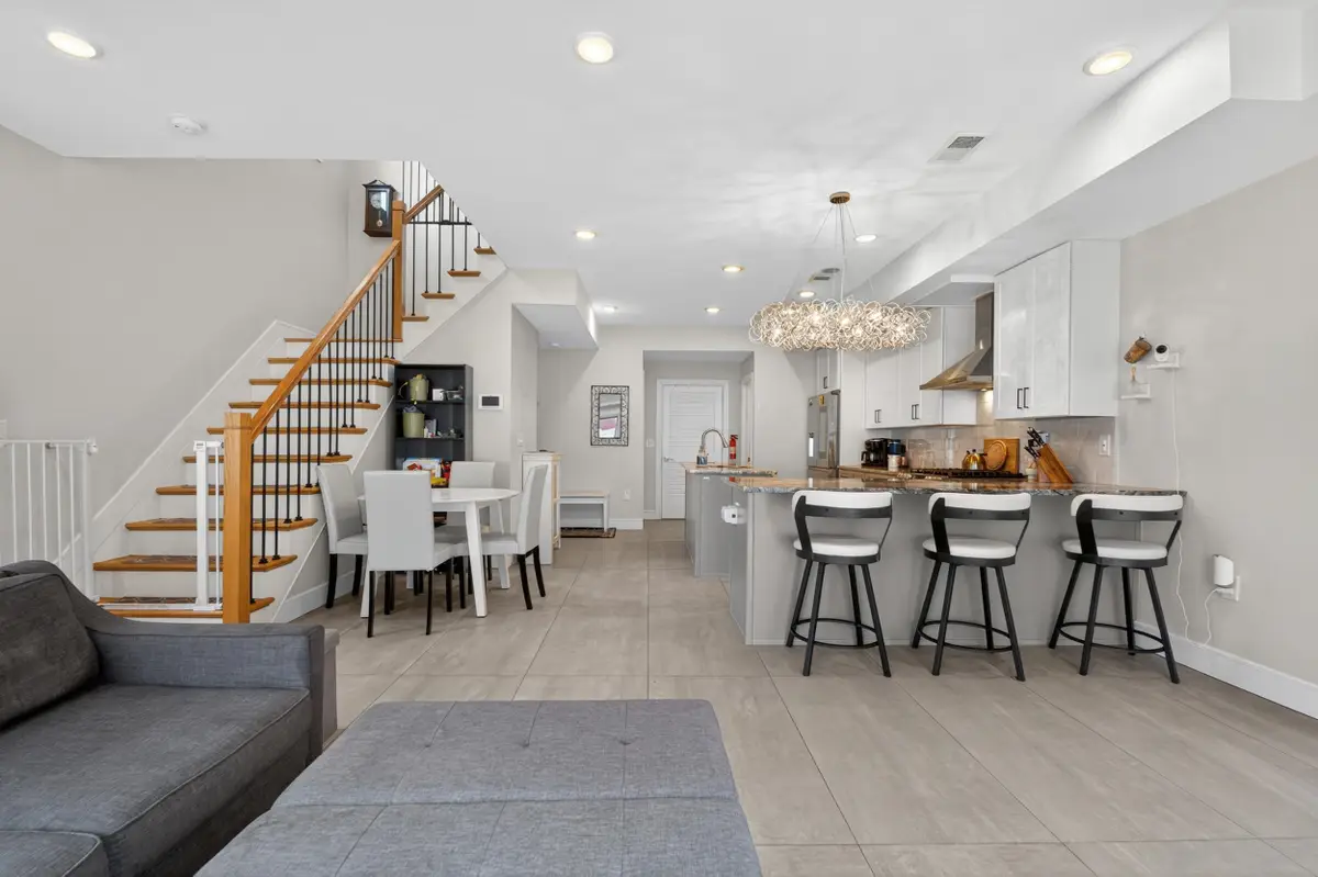 1175 SUMMIT AVE #2, Jersey City, NJ 07307 - #1
