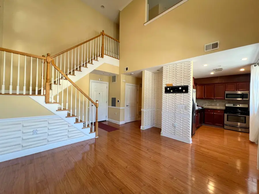 769 MONTGOMERY ST #214, Jersey City, NJ 07306 - #3