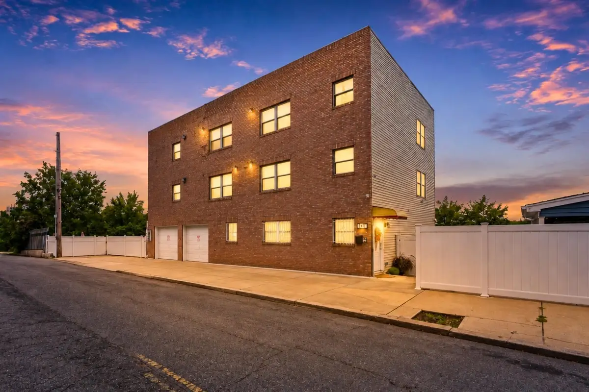 147 LIBERTY AVE, Jersey City, NJ 07306 - #1