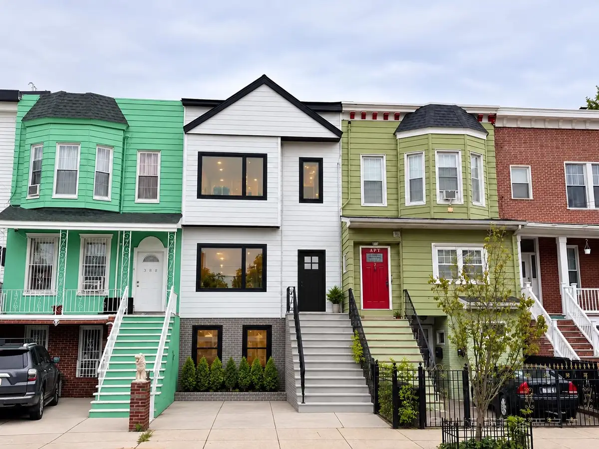 386 WEBSTER AVE, Jersey City, NJ 07307 - #1