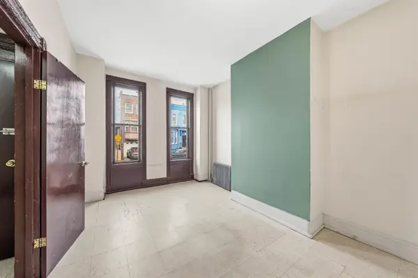 73 VIRGINIA AVE, JC, Greenville, NJ 07305