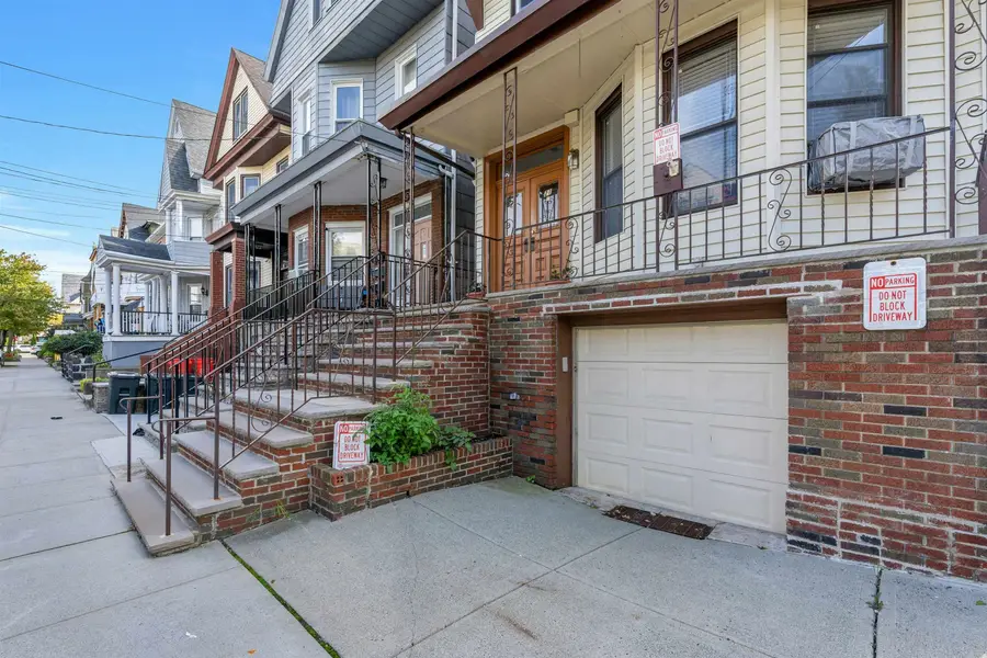 21 COOPER PL, Weehawken, NJ 07086 - #2