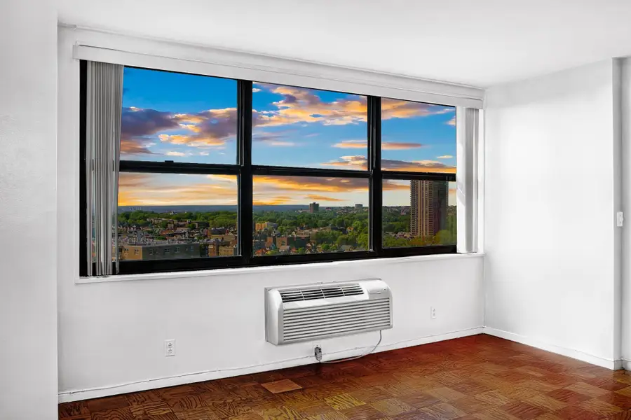 7004 BLVD EAST #38, Guttenberg, NJ 07093 - #3