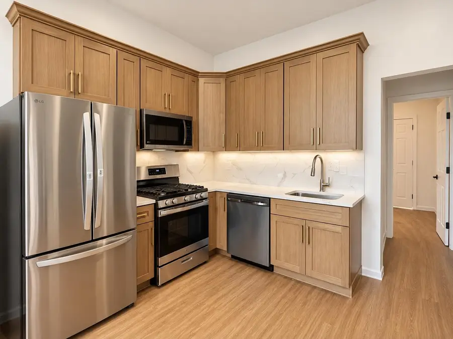 794 OCEAN AVE, Jersey City, NJ 07304 - #2