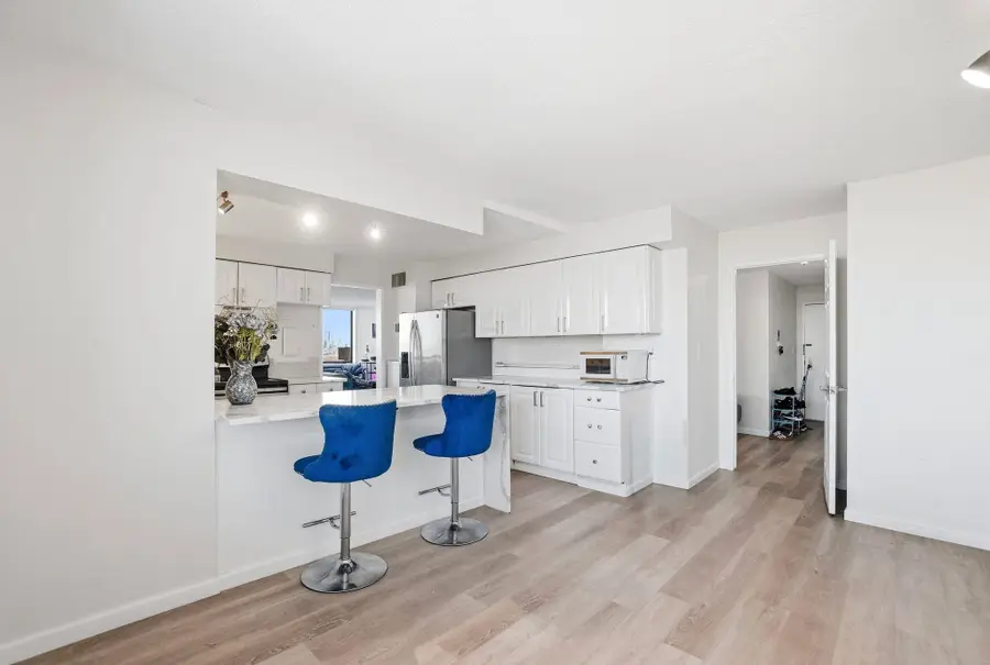 1633 HARMON COVE TOWER #1633, Secaucus, NJ 07094 - #2