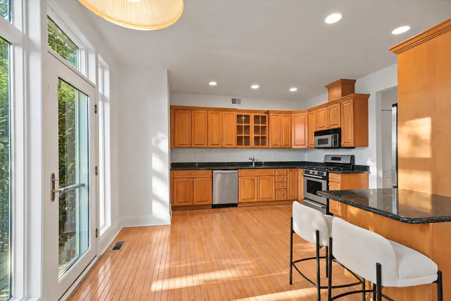 105 HUDSON COVE, Edgewater, NJ 07020 - #3