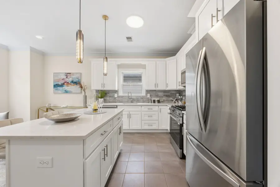173 HALLADAY ST #2, Jersey City, NJ 07304 - #3