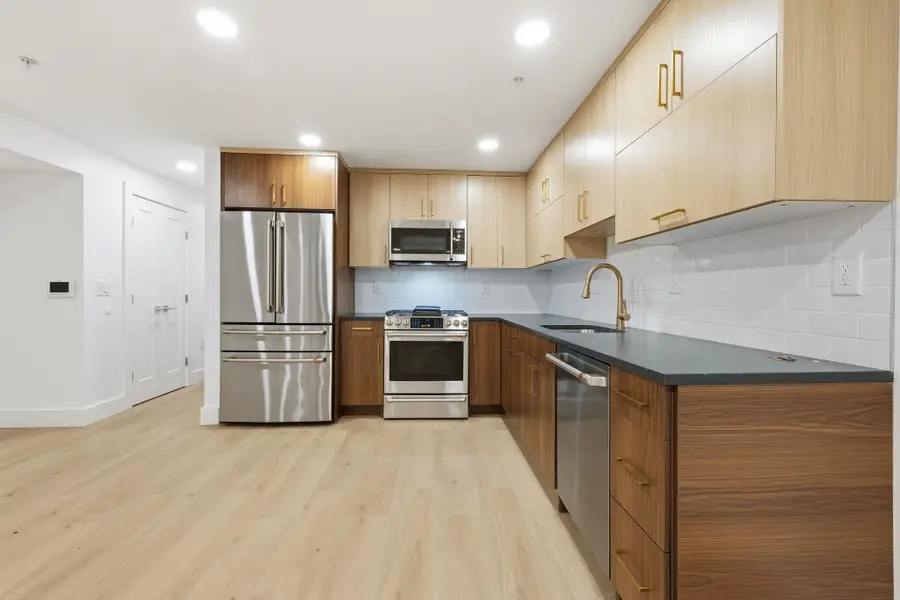 271 WEBSTER AVE #1, Jersey City, NJ 07307 - #3