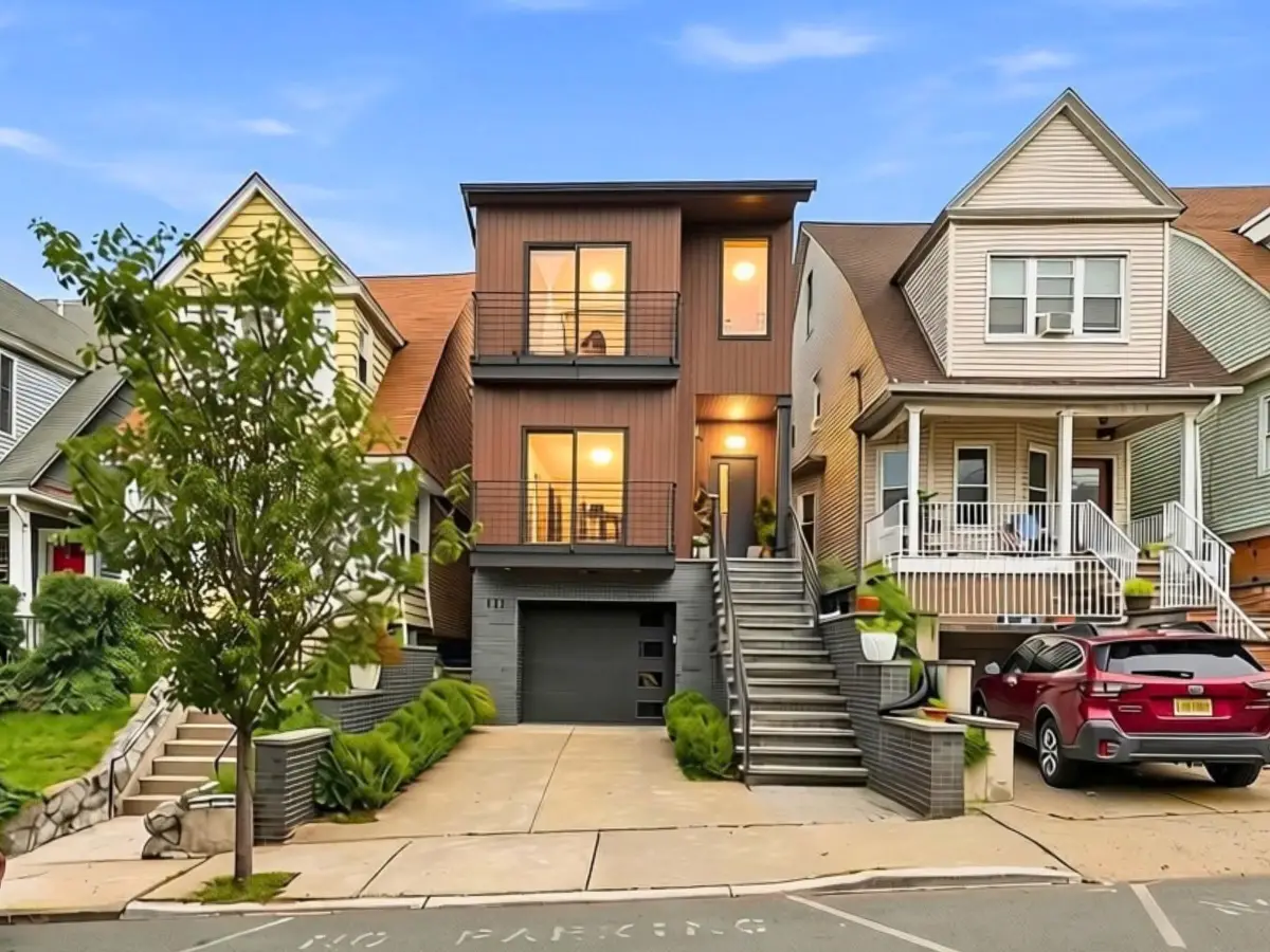 152 BEACH ST #1, Jersey City, NJ 07307 - #1