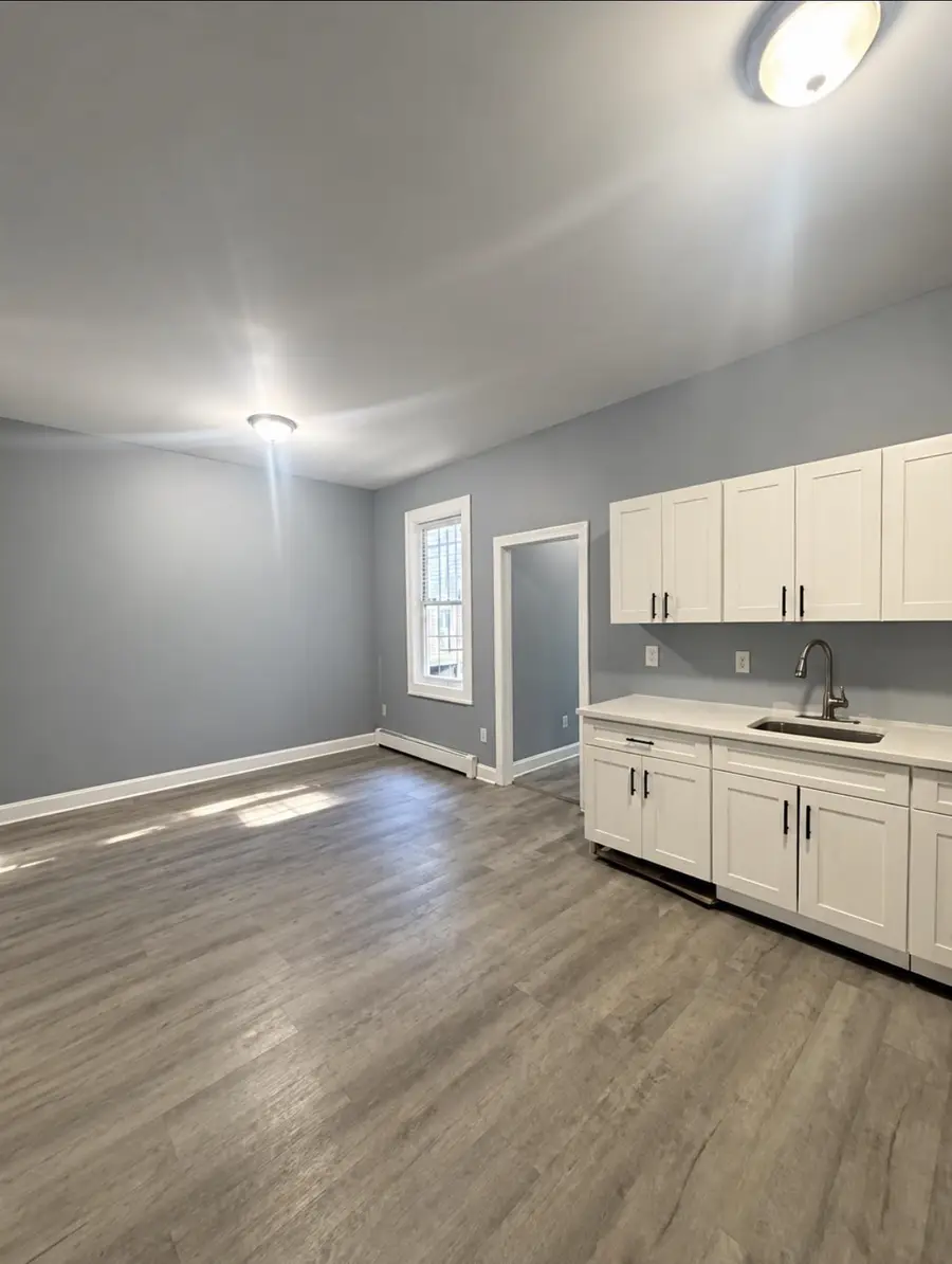 87 DWIGHT ST, Jersey City, NJ 07305 - #3