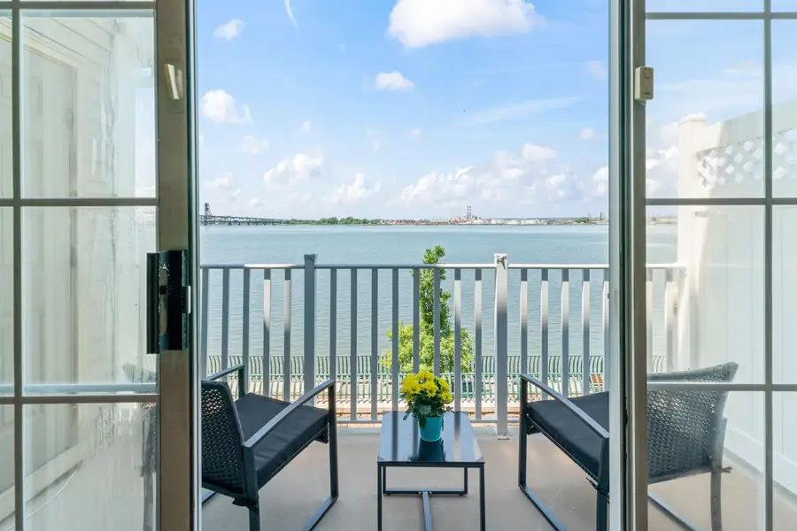 156 COTTONWOOD ST, Jersey City, NJ 07305 - #2