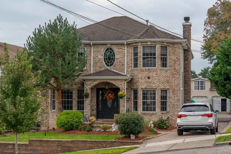 664 TEN EYCK AVE, Lyndhurst, NJ 07071 - #3