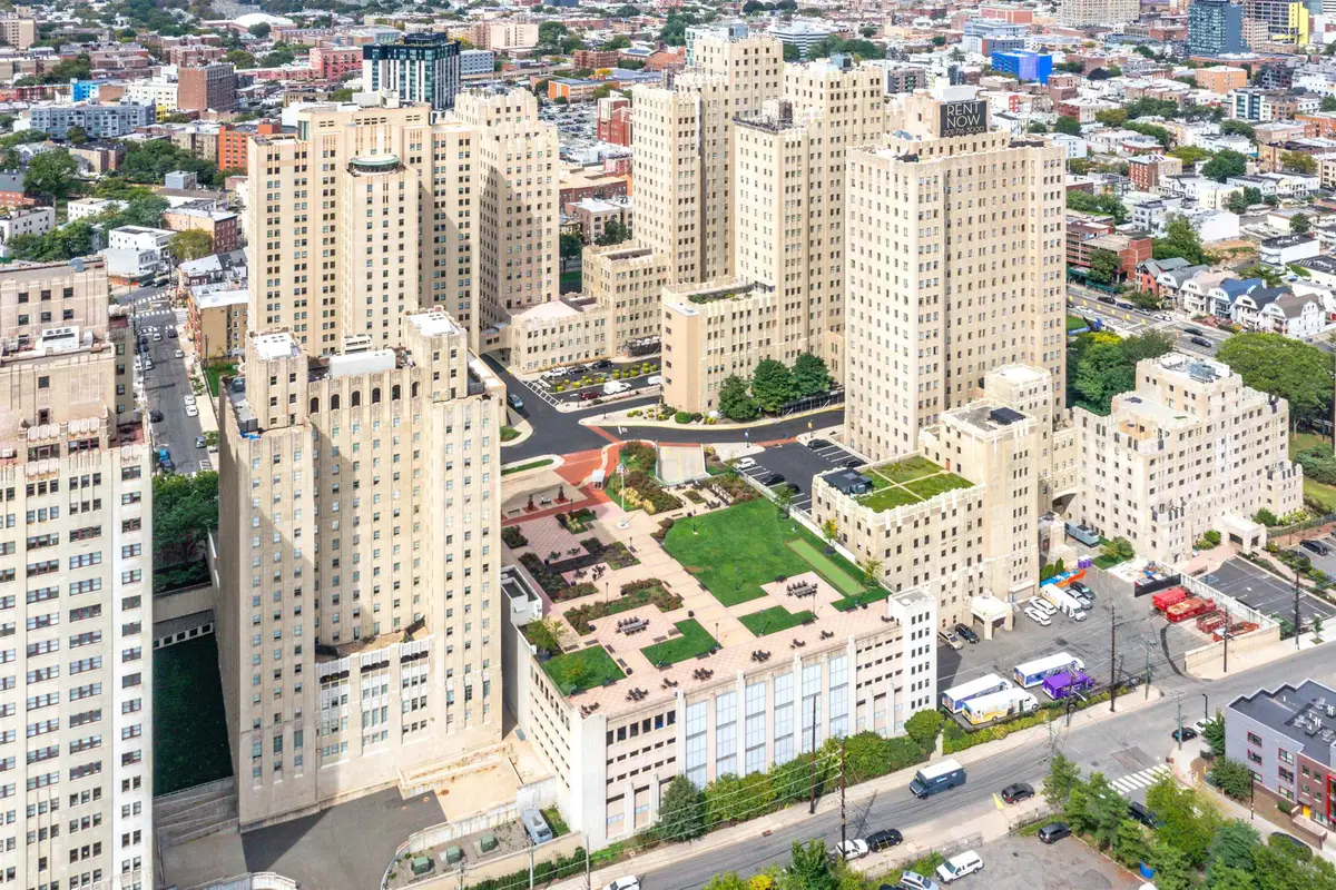 4 BEACON WAY #1804A, Jersey City, NJ 07304 - #1