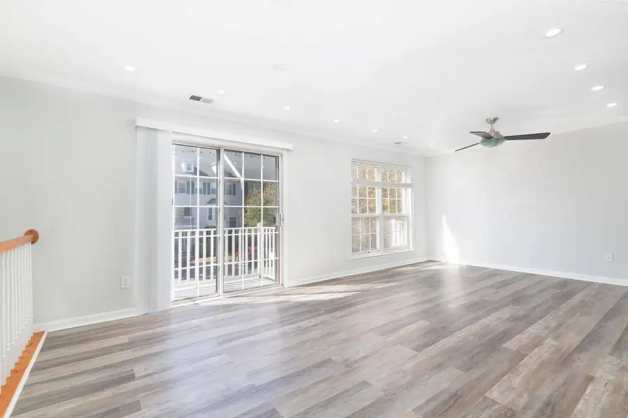 5 BUTTERNUT ST, Jersey City, NJ 07305 - #2