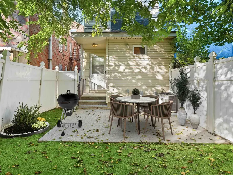 277 3RD ST #2, Jersey City, NJ 07302 - #3
