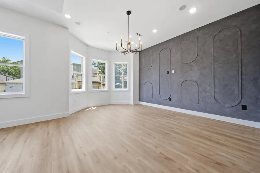 892 SUMMIT AVE, Jersey City, NJ 07307 - #3