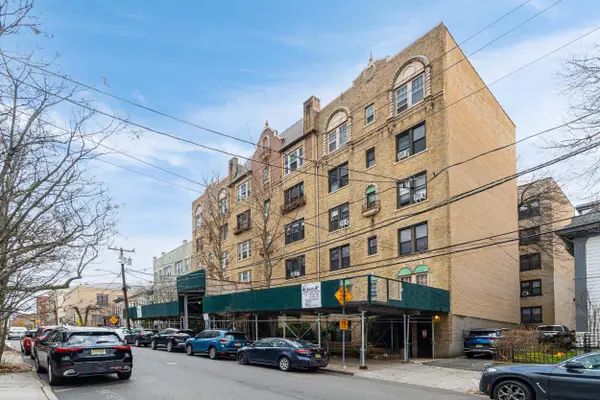 107 KENSINGTON AVE #203, JC, Journal Square, NJ 07306