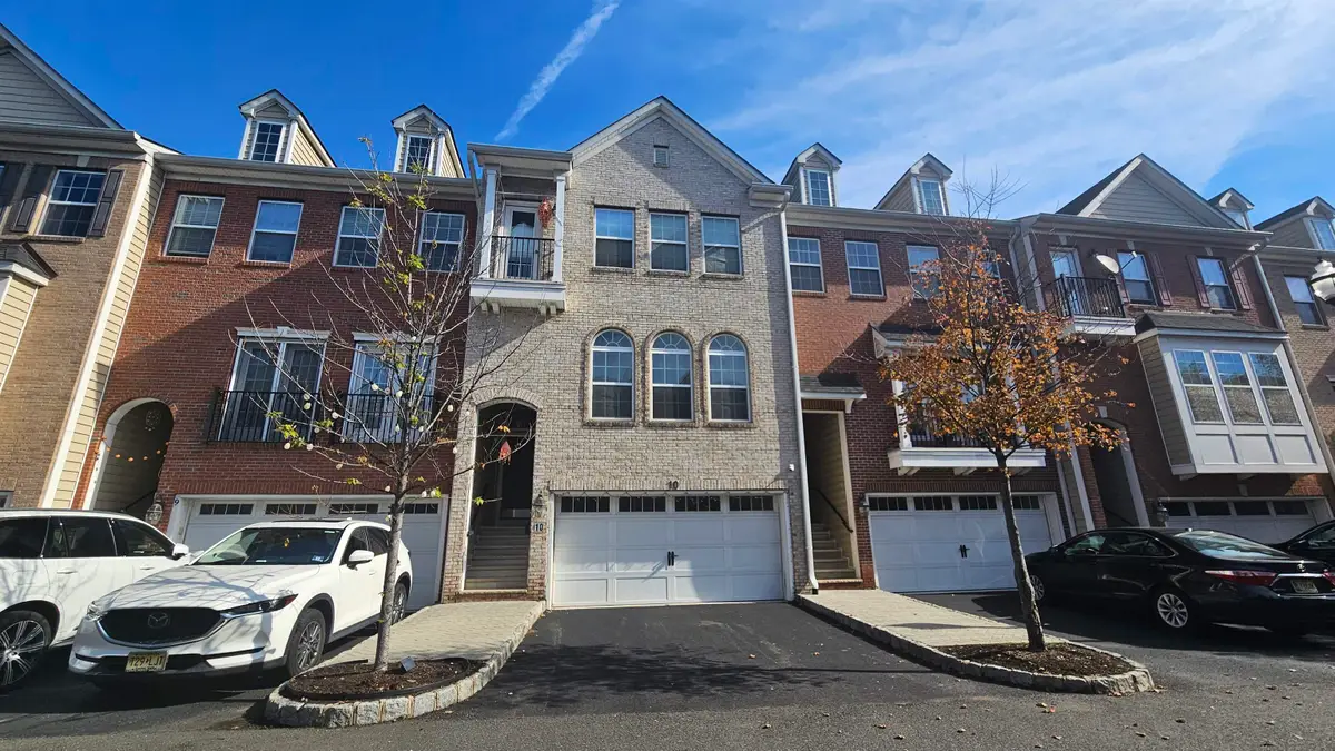 10 CREEKSIDE CT, Secaucus, NJ 07094 - #1