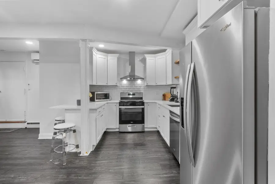 247 MONTGOMERY ST #B, Jersey City, NJ 07302 - #3