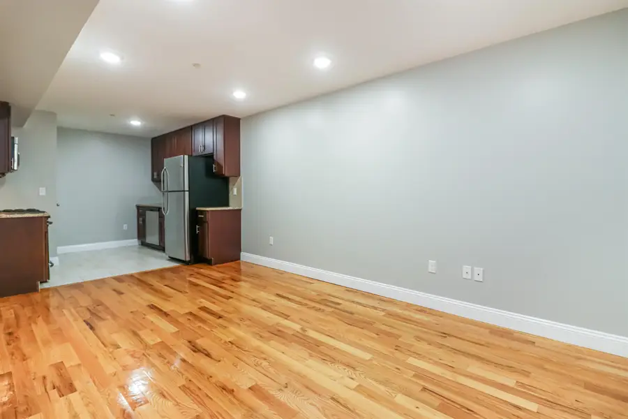 381 COMMUNIPAW AVE #401, Jersey City, NJ 07304 - #2