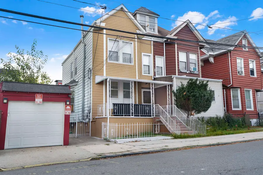 33 UNION ST, Jersey City, NJ 07304-2737 - #3