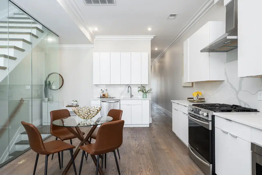 196 DELAWARE AVE #2, Jersey City, NJ 07306 - #2