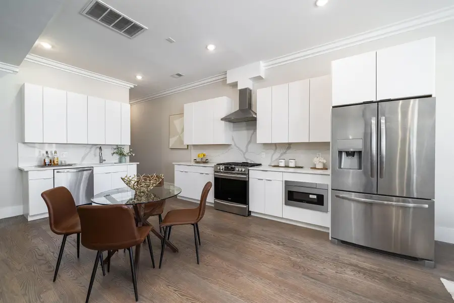 196 DELAWARE AVE #2, Jersey City, NJ 07306 - #3