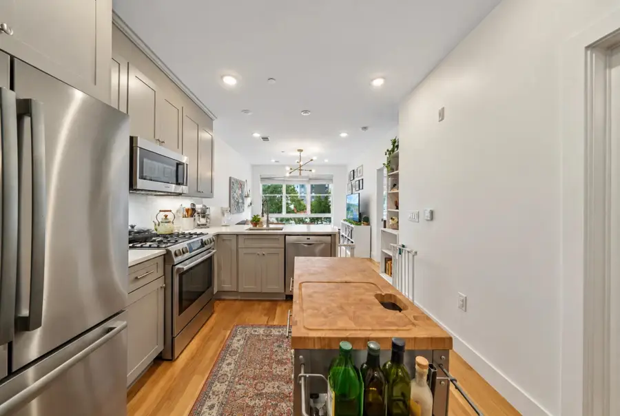 382 7TH ST #2, Jersey City, NJ 07302-1805 - #3