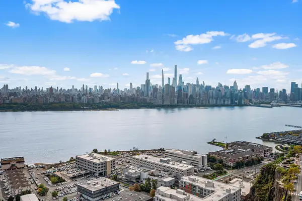 7855 BLVD EAST #26G, North Bergen, NJ 07047
