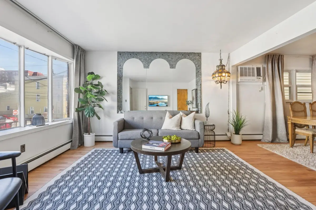 199 SOUTH ST, Jersey City, NJ 07307 - #1