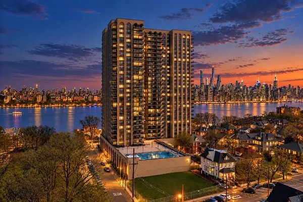 7855 BLVD EAST #7L, North Bergen, NJ 07047