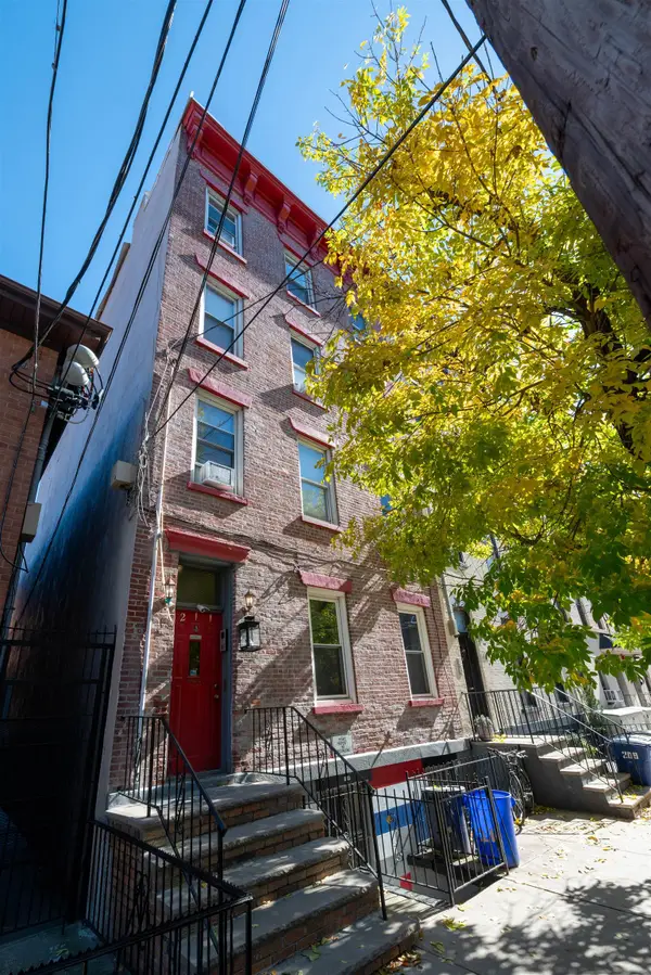 211 PARK AVE, Hoboken, NJ 07030