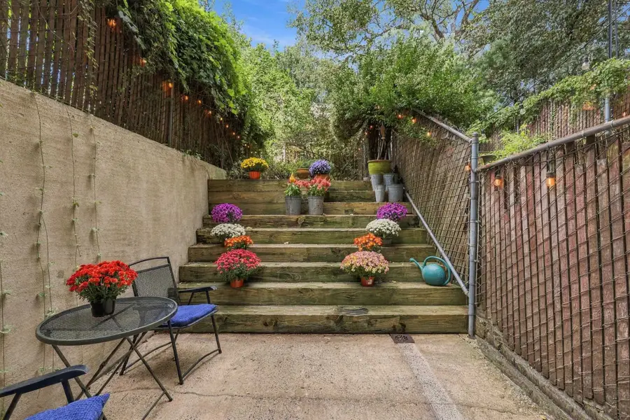 236 6TH ST #1, Jersey City, NJ 07302 - #2