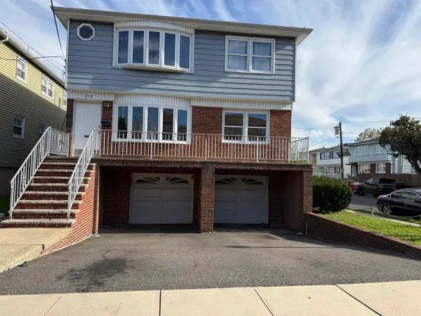 214 AVENUE F, Bayonne, NJ 07002