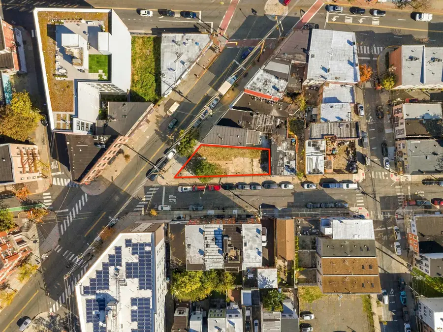 743 GRAND ST, Jersey City, NJ 07304 - #2