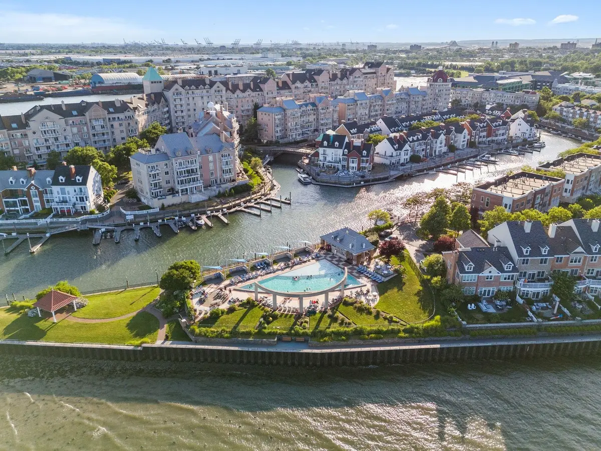 204 SHEARWATER CT WEST #12, Jersey City, NJ 07305 - #1