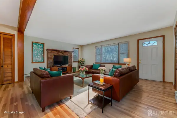 27 Kearney Road, Sayreville, NJ 08879