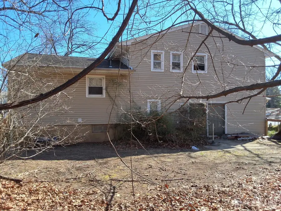 -41 Oakwood Drive, Parlin, NJ 08859 - Image #3