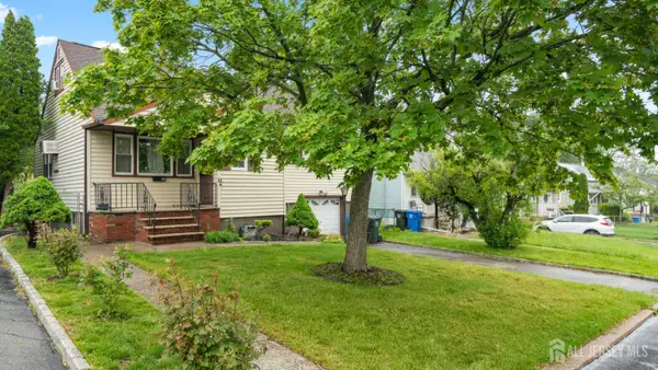 -149 Ethel Street, Menlo Park Terrace, NJ 08840