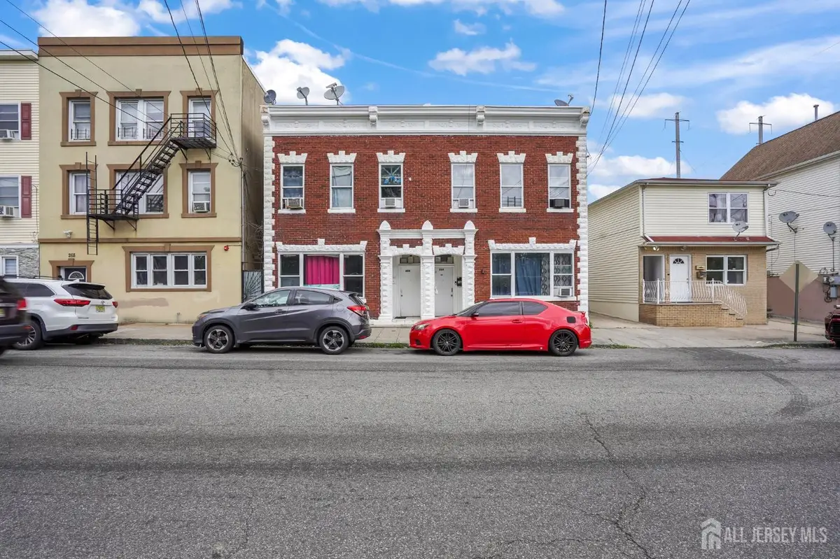 -264 Washington Street, Perth Amboy, NJ 08861 - Image #1