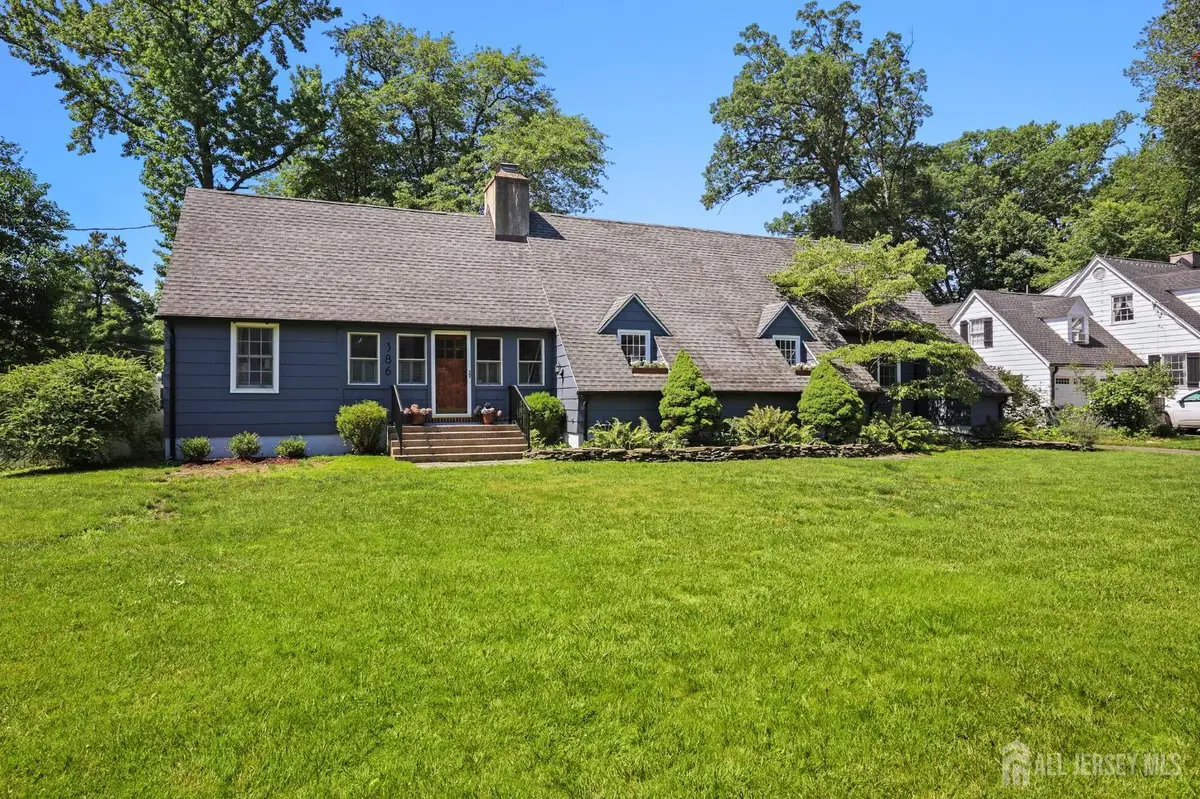 -386 Franklin Road, North Brunswick, NJ 08902 - Image #1