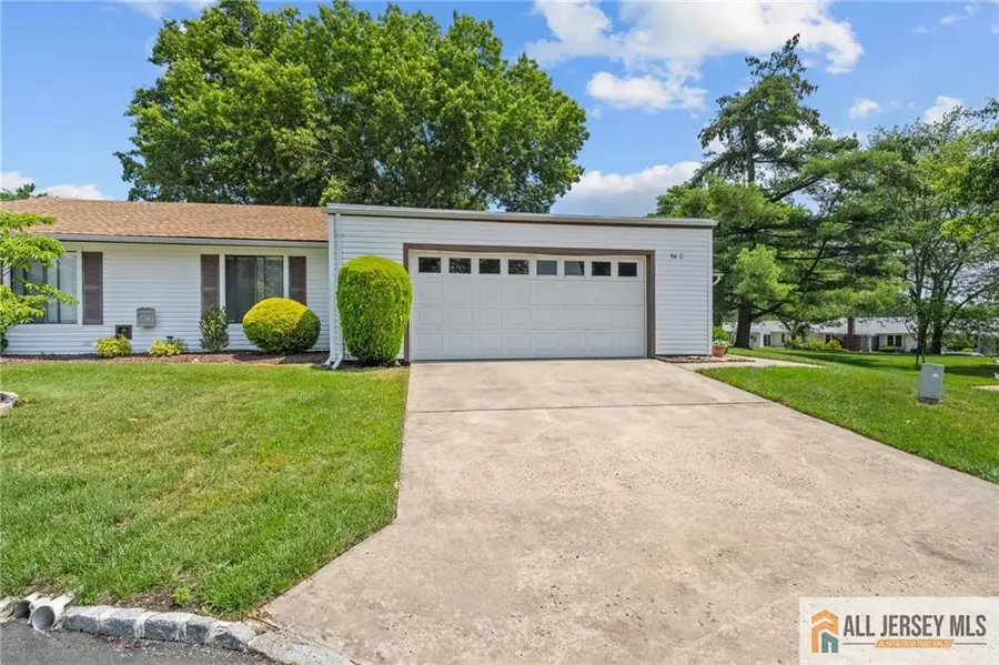 -96 Salix Plaza #96C, Clearbrook, NJ 08831 - Image #2